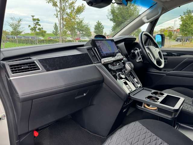 デリカD:5 2019/R01