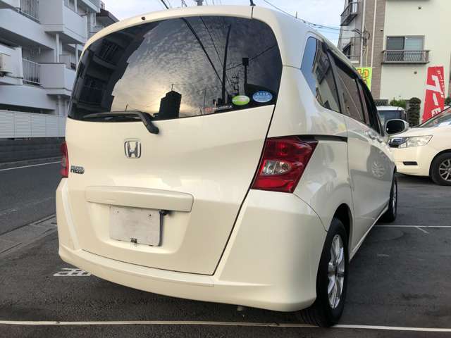 フリード 2010/H22