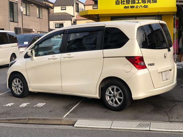 フリード 2010/H22