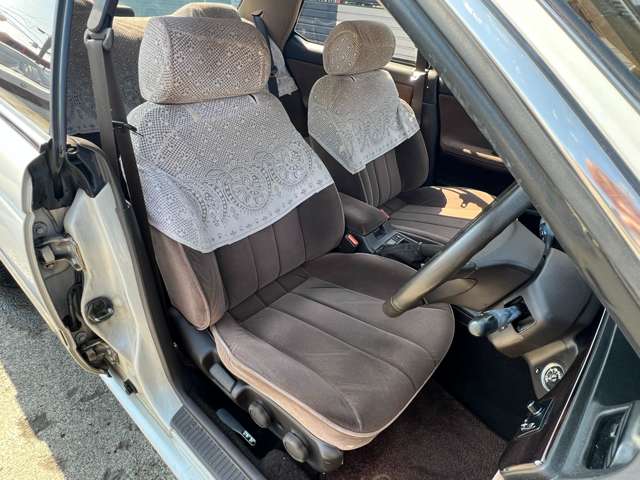 ローレル 1992/H04