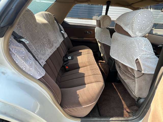 ローレル 1992/H04