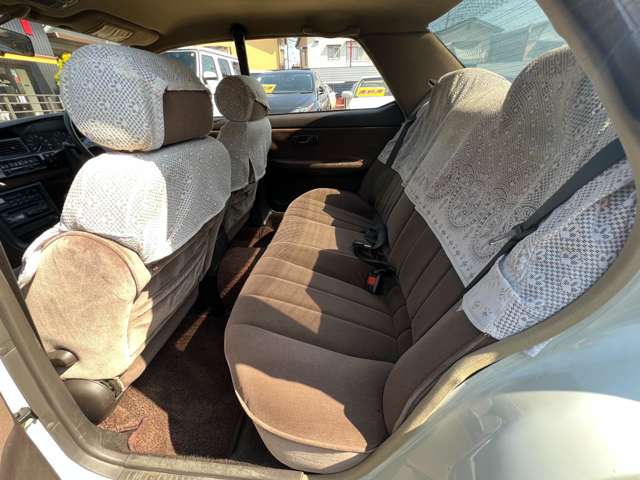 ローレル 1992/H04