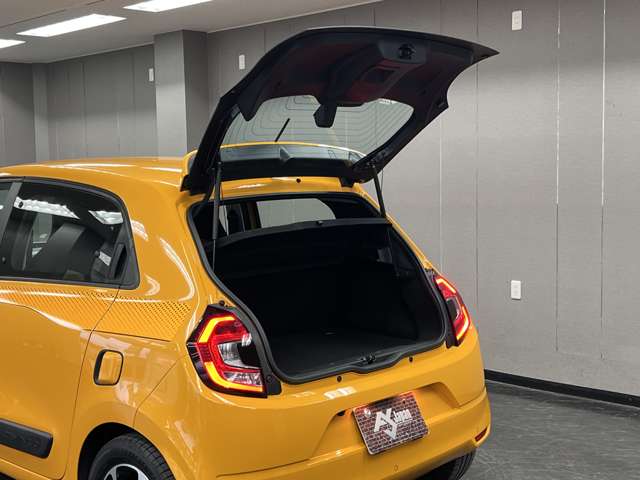 トゥインゴ 2020/R02