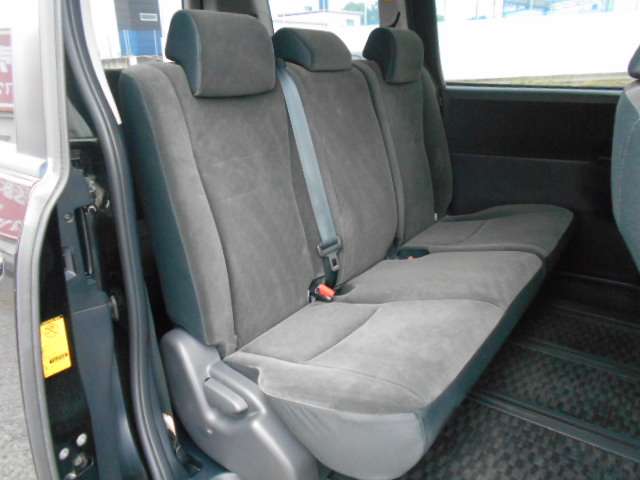 ヴォクシー 2010/H22