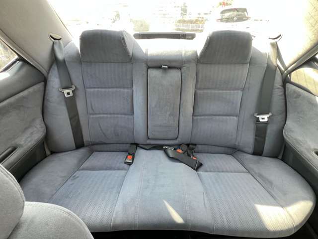 ローレル 1992/H04