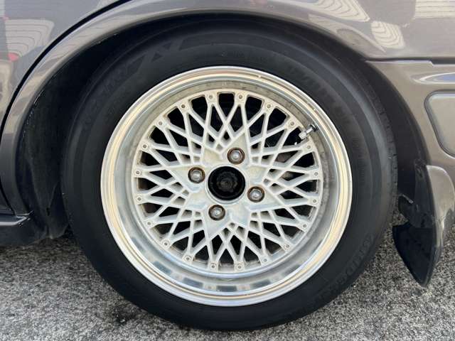 ローレル 1992/H04