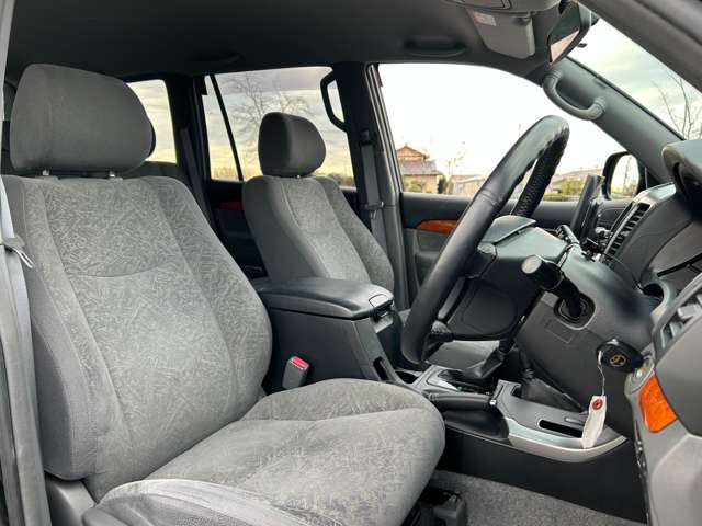 ランドクルーザープラド 2005/H17