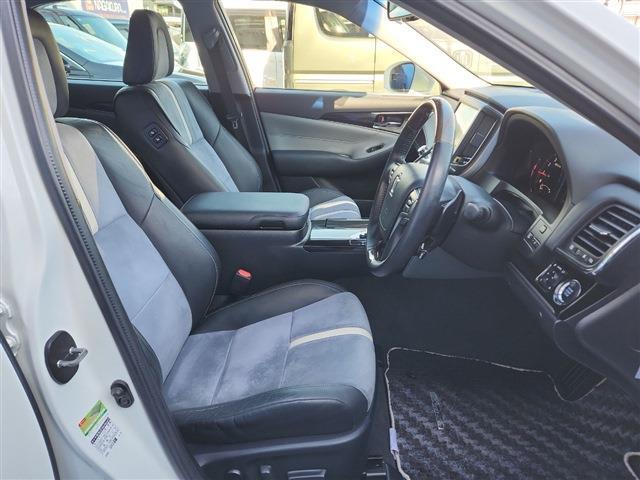 クラウンアスリート 2017/H29