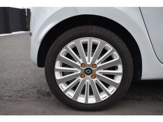 トゥインゴ 2021/R03