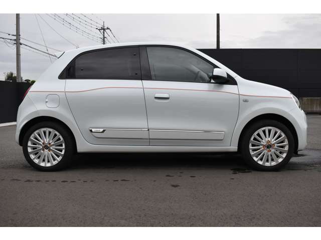 トゥインゴ 2021/R03