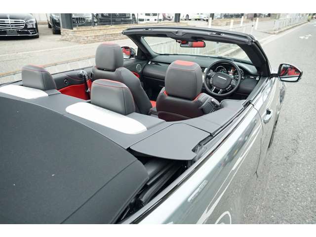 レンジローバーイヴォークコンバーチブル 2016/H28