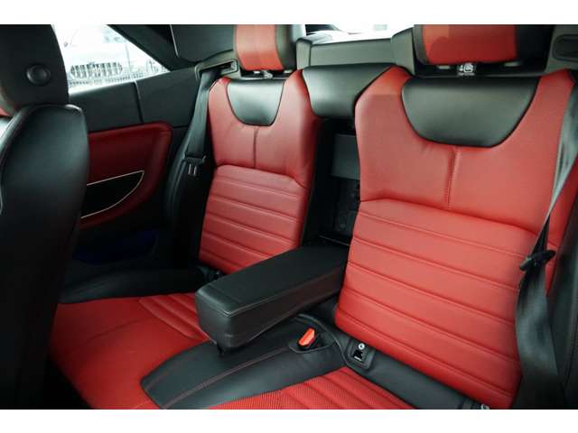 レンジローバーイヴォークコンバーチブル 2016/H28