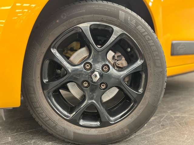 トゥインゴ 2021/R03