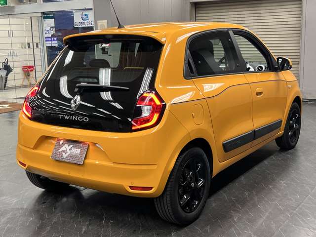 トゥインゴ 2021/R03