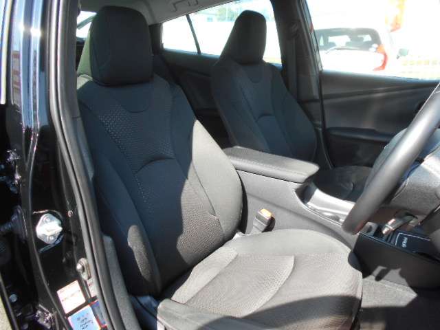 プリウス 2021/R03