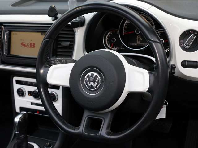 ザ・ビートル・カブリオレ 2013/H25