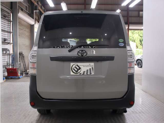 ヴォクシー 2012/H24