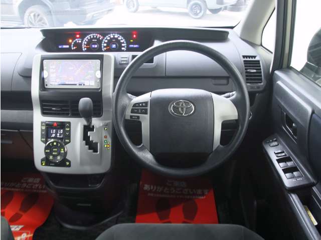 ヴォクシー 2012/H24