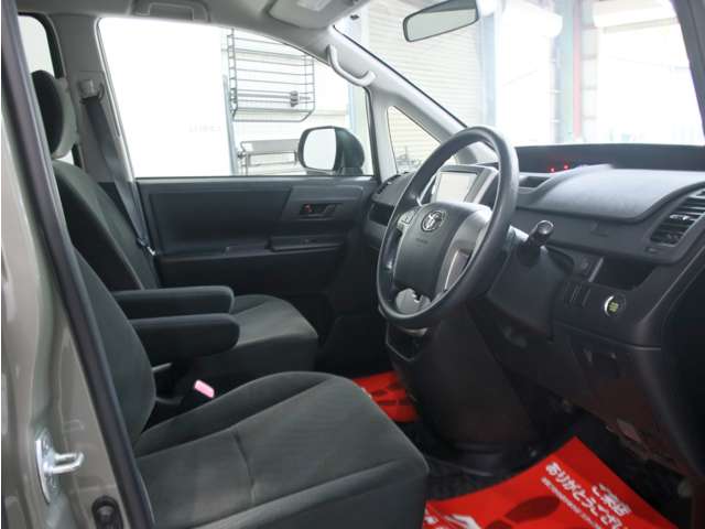 ヴォクシー 2012/H24