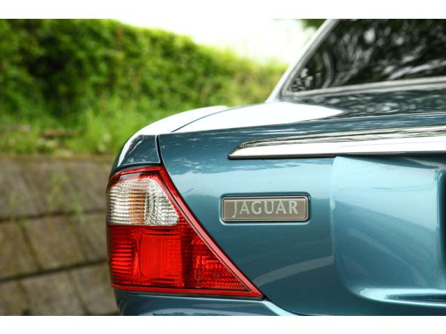 XJ 2000/H12