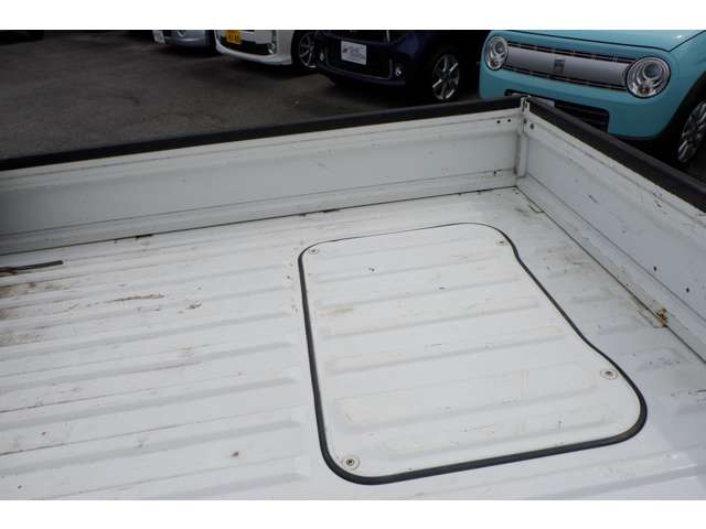 サンバートラック 2004/H16