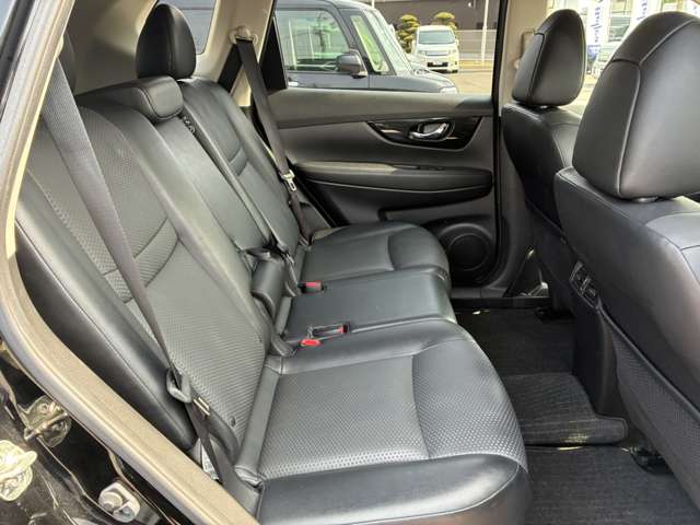 エクストレイル 2021/R03