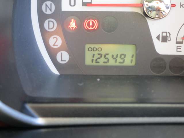 アルトラパン 2004/H16