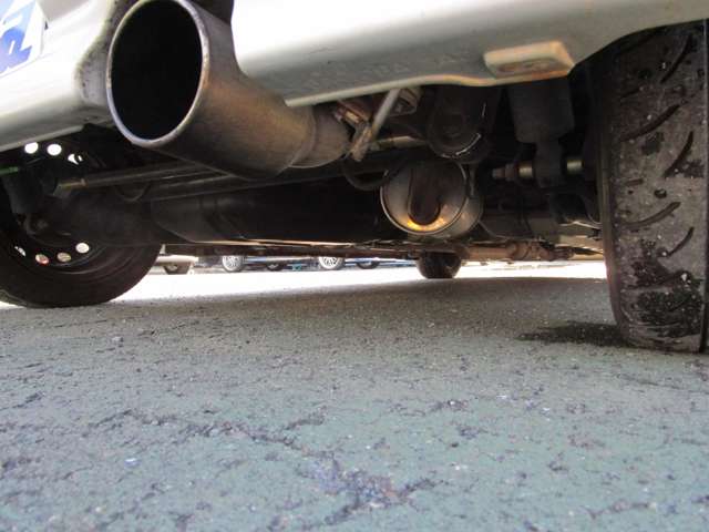 アルトラパン 2004/H16