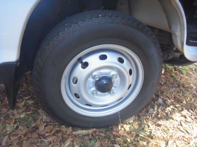 サンバートラック 2012/H24