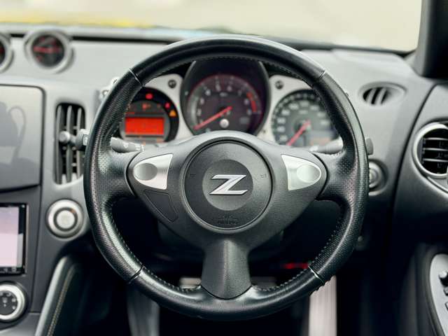 フェアレディZ 2013/H25