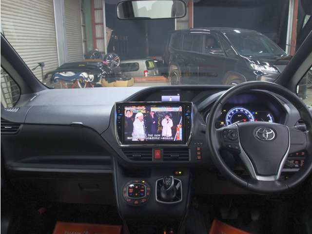 ヴォクシー 2014/H26