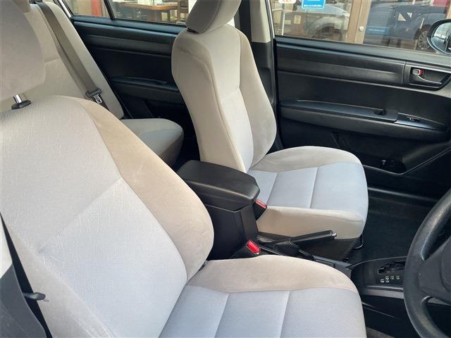 カローラアクシオ 2015/H27