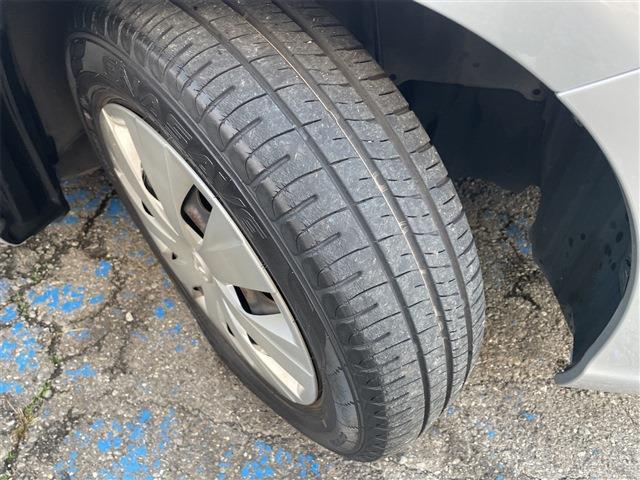 カローラアクシオ 2015/H27