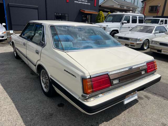 グロリア 1981/S56