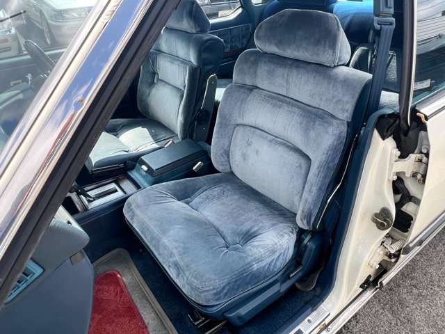 グロリア 1981/S56