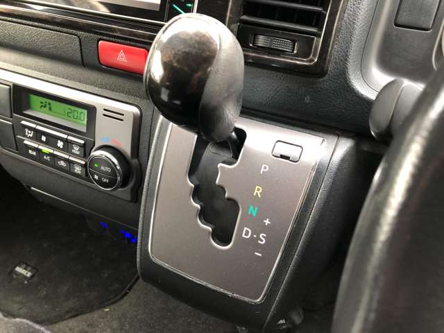 ハイエースバン 2017/H29