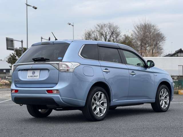 アウトランダーPHEV 2013/H25