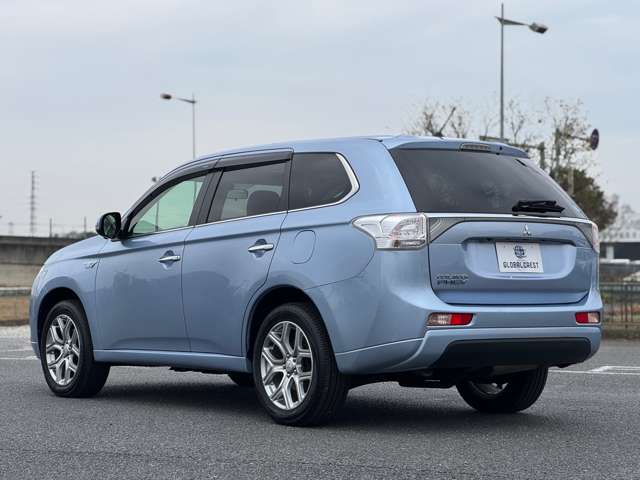 アウトランダーPHEV 2013/H25