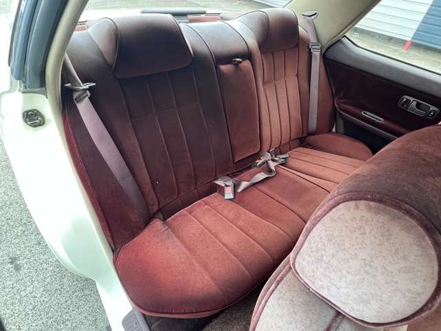 ローレル 1990/H02