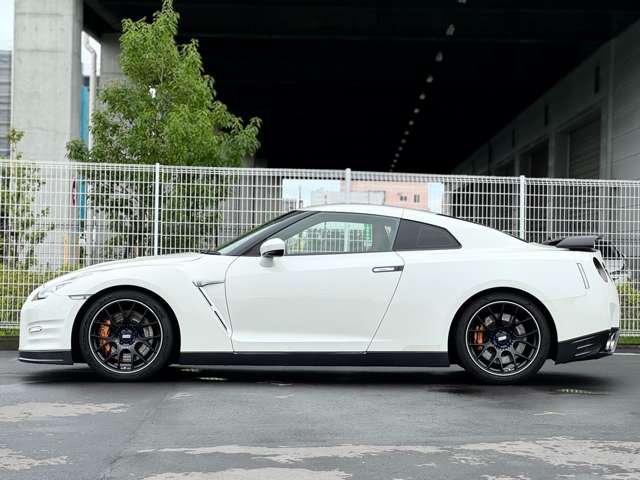 GT-R 2015/H27