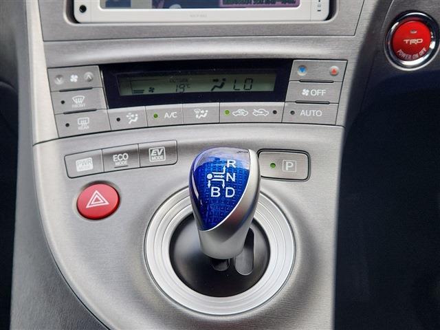 プリウス 2013/H25