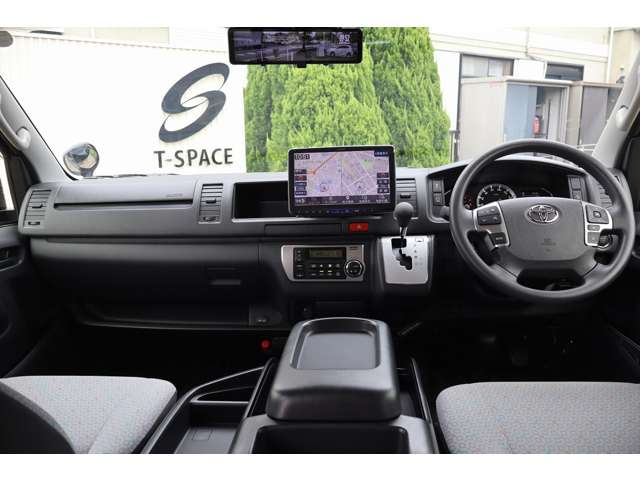 ハイエースコミューター 2025/R07