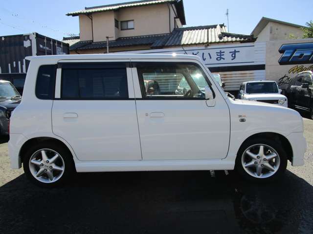 アルトラパン 2006/H18