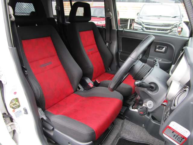 アルトラパン 2006/H18