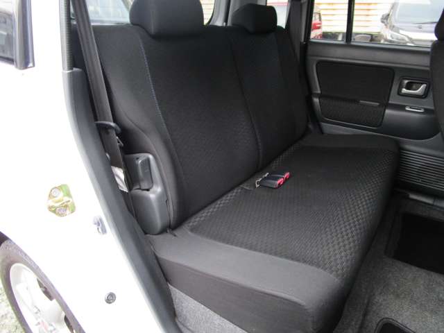 アルトラパン 2006/H18