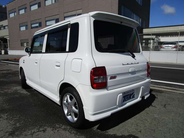 アルトラパン 2006/H18