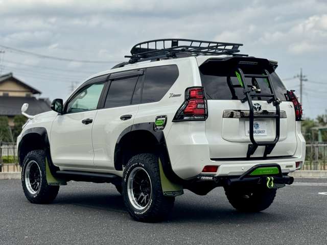 ランドクルーザープラド 2022/R04