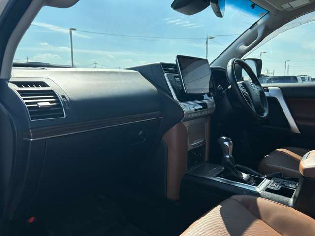 ランドクルーザープラド 2022/R04