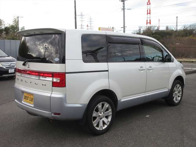 デリカD：5 2011/H23