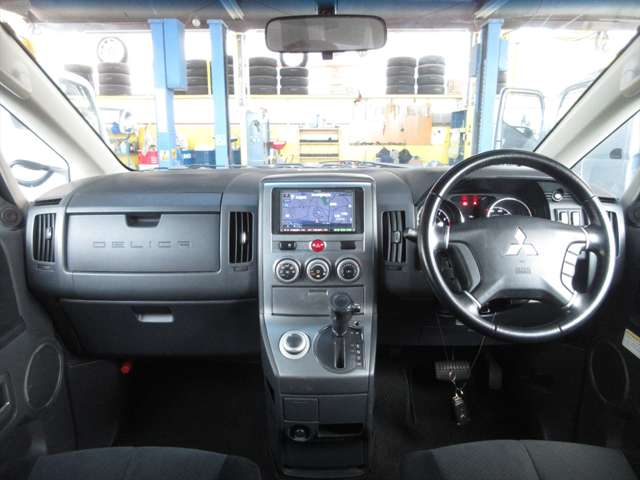 デリカD：5 2011/H23